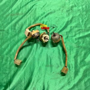 Переключатель стеклоочистителя Газ Волга 24 2401 2410 - АВТОКАРМАН